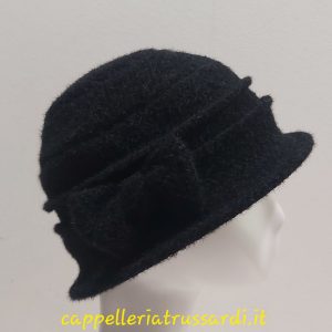 CAPPELLO CLOCHE NERO INVERNALE MADE IN ITALY