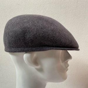 COPPOLA RIGIDA GRIGIO FELTRO LANA CON PARAORECCHIE MADE IN ITALY MISURA 57