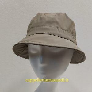 CAPPELLO DONNA CLOCHE IMPERMEABILE GOMMATO BEIGE